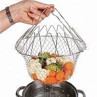 Решетка складная Шеф Баскет Chef Basket- незаменимая многофункциональная помощница, которая заменит все надоевшие громоздкие кухонные агрегаты. Она может справиться с любой задачей – будь-то варка или кипячение. Купить складную решетку Шеф Баскет Chef Basket хорошо для подарка, любая хозяйка оценит его по достоинству.